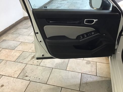 Used 2025 Honda Civic Sport Touring image 10