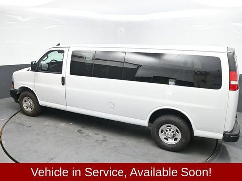 Used 2024 Chevrolet Express 3500 LS RWD image 27