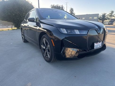 Used 2026 BMW iX xDrive45 image 7