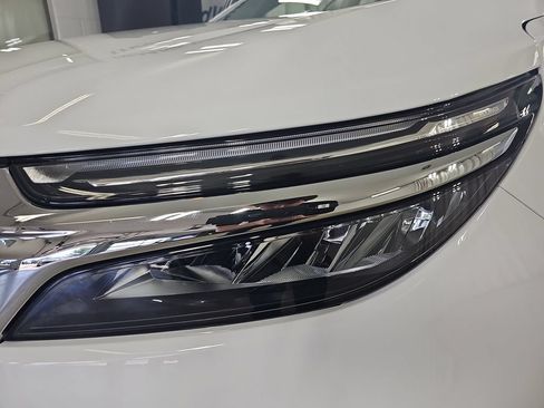 Certified 2024 Chevrolet Equinox LT FWD image 37