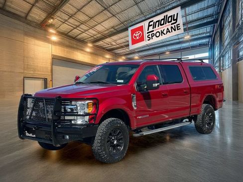 Used 2017 Ford F250 Lariat w/ Lariat Value Package AWD/4WD image 1