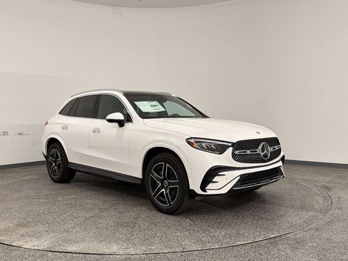 Used 2026 Mercedes-Benz GLC 300 image 7