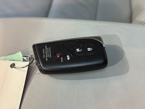 Used 2014 Lexus LS 460 AWD image 41