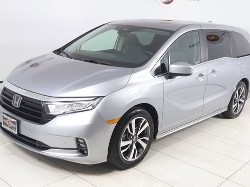 Used 2023 Honda Odyssey Touring image 23