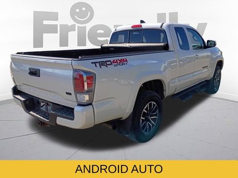 Used 2022 Toyota Tacoma TRD Sport AWD/4WD image 5