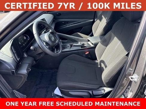 Used 2025 Hyundai Elantra Sport FWD image 14