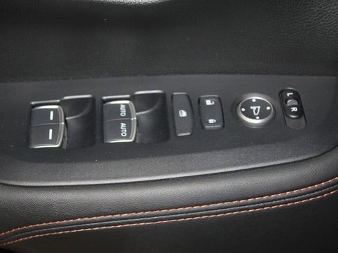 Used 2024 Honda HR-V Sport image 9