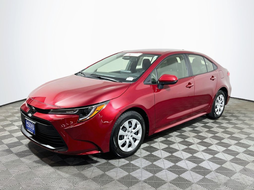 Certified 2026 Toyota Corolla LE FWD image 3