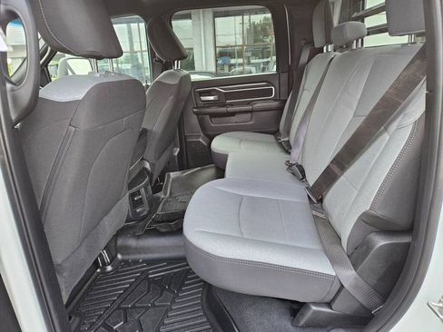 Used 2024 RAM 3500 SLT w/ Quick Order Package 2YG SLT AWD/4WD image 16