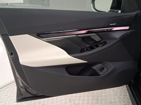 New 2026 BMW 530i w/ Convenience Package RWD image 18
