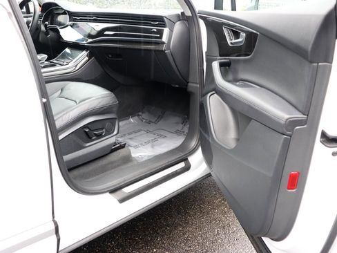 Used 2024 Audi Q7 2.0T Premium Plus AWD/4WD image 17