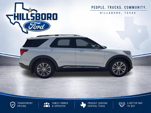 Certified 2024 Ford Explorer XLT w/ Equipment Group 202A AWD/4WD image 4
