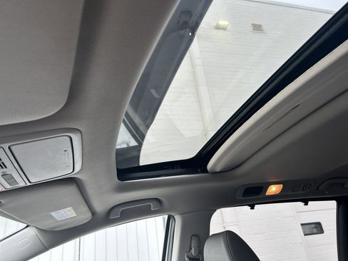 Used 2016 Honda Odyssey EX-L image 11