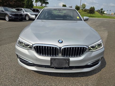 Used 2017 BMW 530i xDrive AWD/4WD image 2