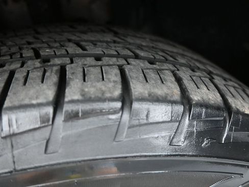 Used 2019 Ford Explorer FWD image 28