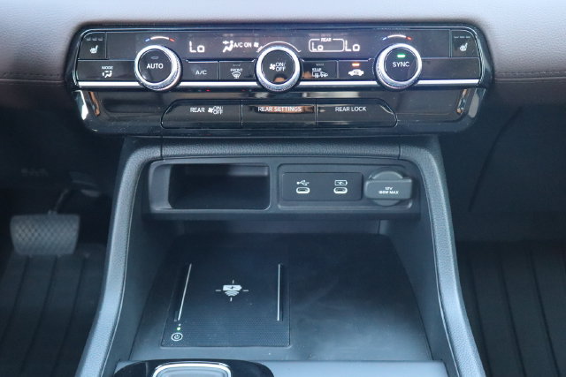 New 2026 Honda Pilot Touring image 17