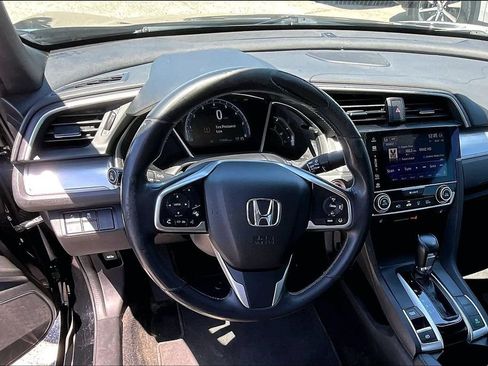 Used 2017 Honda Civic Touring image 7