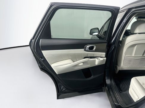 Used 2023 Kia Sorento SX FWD image 28