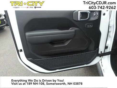 New 2026 Jeep Wrangler Willys image 10