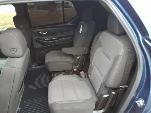 Certified 2023 Chevrolet Traverse LT image 30