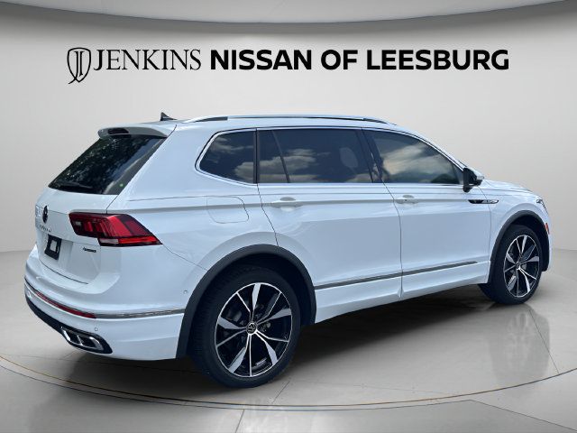 Used 2024 Volkswagen Tiguan SEL R-Line AWD/4WD image 6