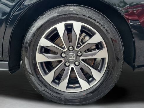 Used 2024 Honda Odyssey EX-L image 30