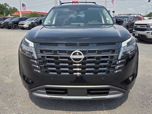 New 2026 Nissan Pathfinder SL w/ Cargo Package FWD image 17