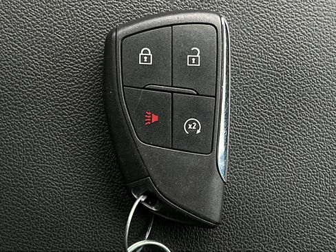 Used 2025 GMC Canyon Elevation w/ Convenience Package RWD image 24