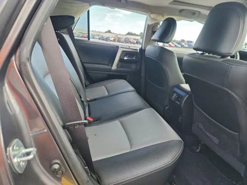 Used 2019 Toyota 4Runner SR5 image 10