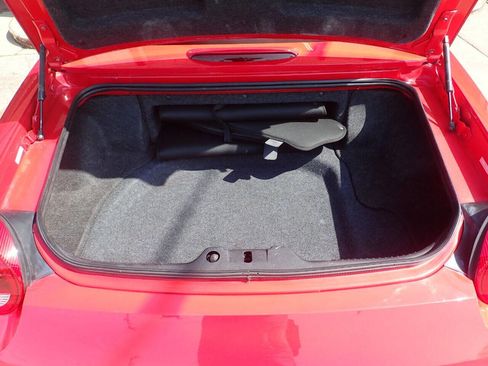 Used 2003 Ford Thunderbird image 20