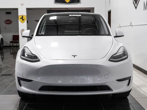 Used 2023 Tesla Model Y Long Range AWD/4WD image 7