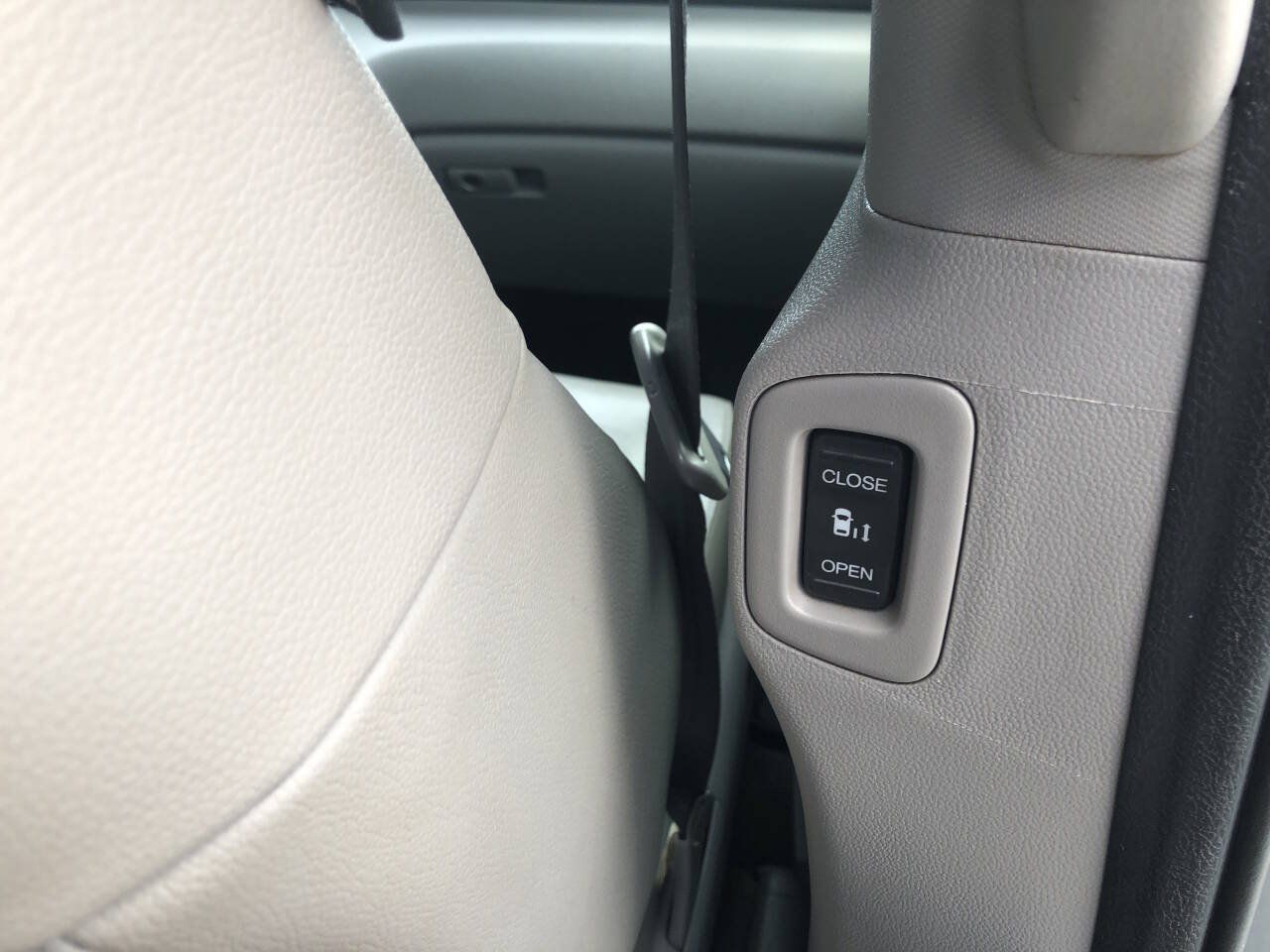 Used 2013 Honda Odyssey Touring image 13