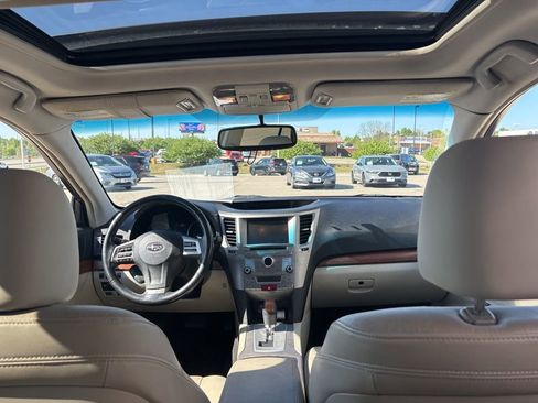 Used 2013 Subaru Outback 2.5i Limited AWD/4WD image 38