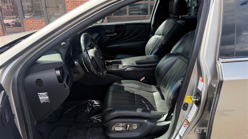 Used 2019 Lexus LS 500 AWD w/ Interior Upgrade Package image 24