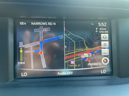 Used 2017 INFINITI QX30 Sport w/ Sport Leather Package image 21