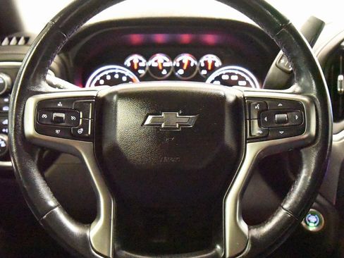 Used 2021 Chevrolet Silverado 1500 RST image 23