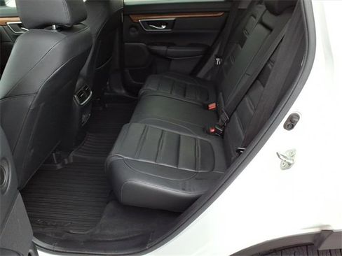 Used 2020 Honda CR-V Touring image 13