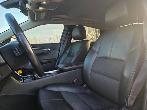 Used 2017 Chevrolet Impala LT image 13