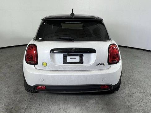 Used 2023 MINI Cooper SE image 4