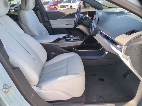 Certified 2024 Cadillac Lyriq Sport AWD/4WD image 29