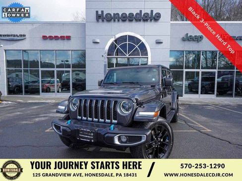 Used 2023 Jeep Wrangler Unlimited Sahara w/ Cold Weather Group image 1