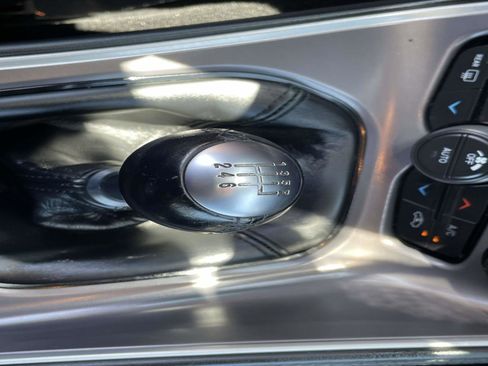 Used 2022 Dodge Challenger R/T Scat Pack w/ Dynamics Package image 16