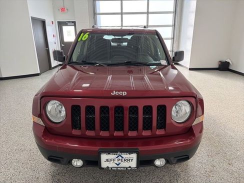 Used 2016 Jeep Patriot Latitude image 8