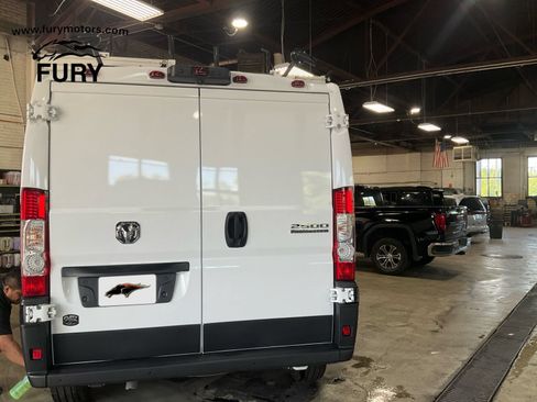 Used 2025 RAM ProMaster 2500 w/ Safety Group FWD image 23