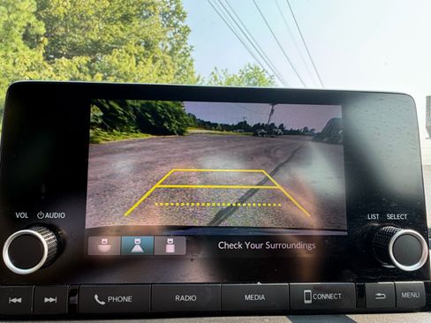 Used 2024 Honda Accord LX image 41
