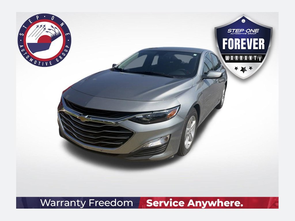 Used 2025 Chevrolet Malibu LS FWD image 1