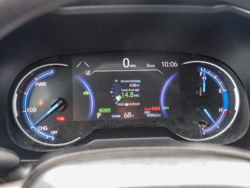 Certified 2025 Toyota RAV4 XLE AWD/4WD image 24