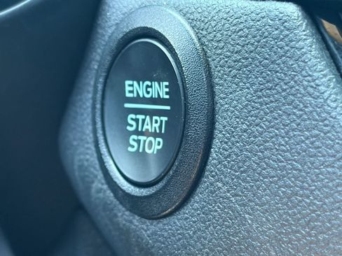 Used 2024 Ford Escape ST-Line AWD/4WD image 22