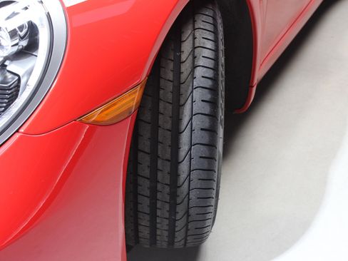 Used 2019 Porsche 911 Carrera w/ Sportdesign Package image 23