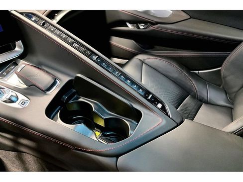 Used 2024 Chevrolet Corvette Stingray Premium Cpe w/ Z51 Performance Package RWD image 24